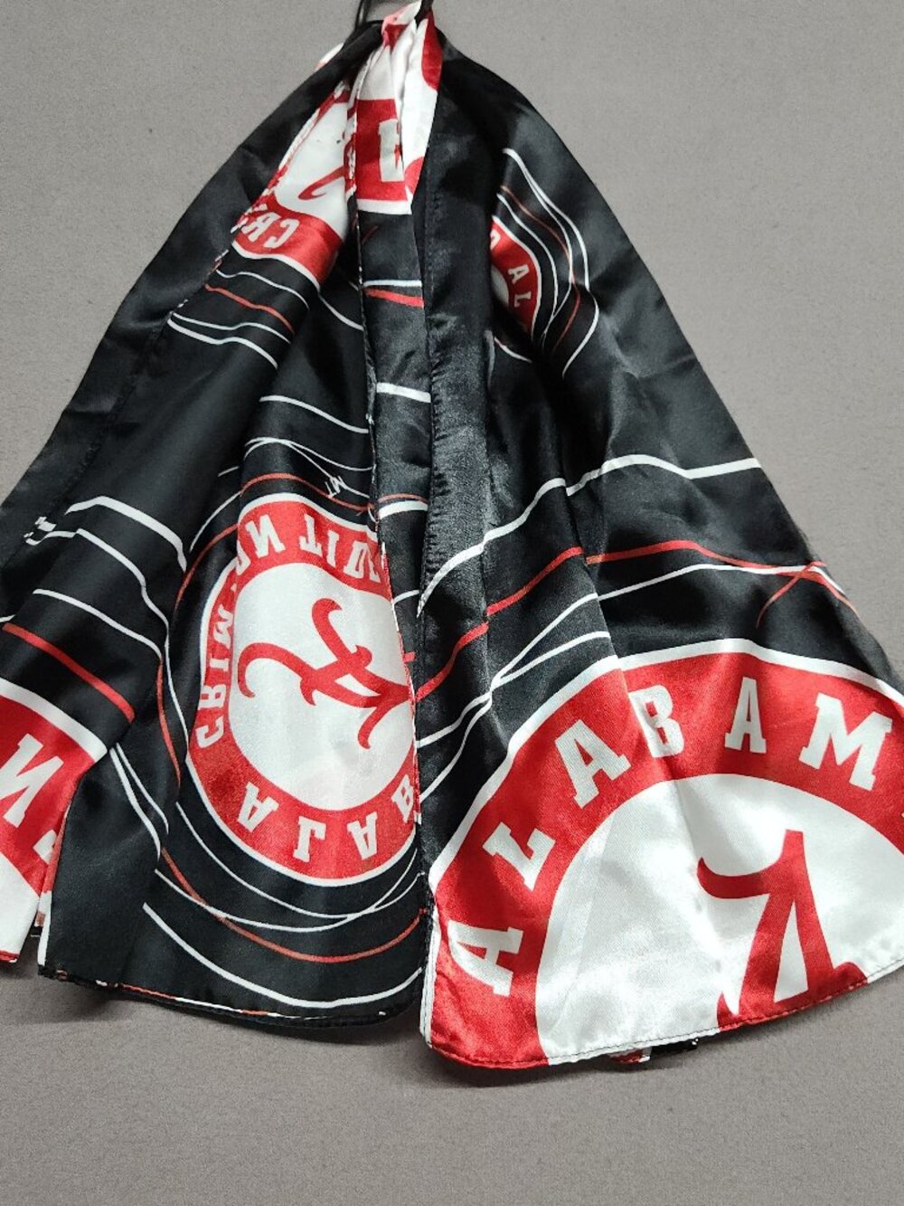 Little Earth Alabama Crimson Tide Square Scarf Silk Feel & Texture Black 161